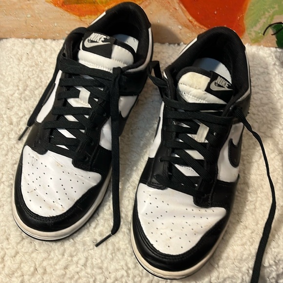 Nike Shoes - NIKE  Women’s Black and White Sneakers 👟